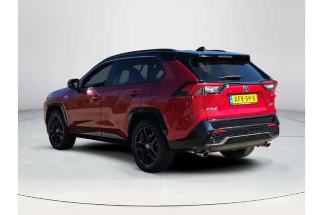 Toyota RAV4 (2024) thumbnail 3