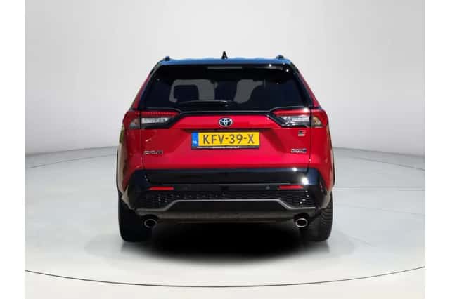 Toyota RAV4 (2024) thumbnail 4