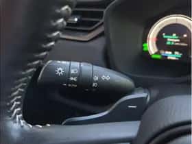Toyota RAV4 (2024) thumbnail 36