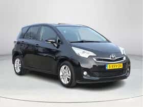 Toyota Verso-S (2015) thumbnail 7