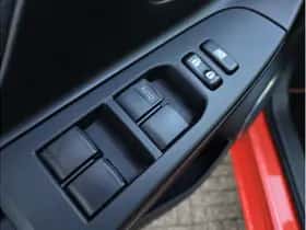 Toyota Yaris (2016) thumbnail 25