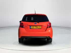 Toyota Yaris (2016) thumbnail 4