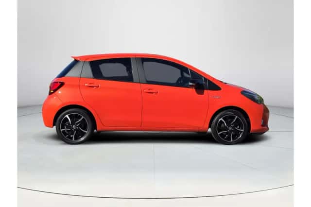 Toyota Yaris (2016) thumbnail 6