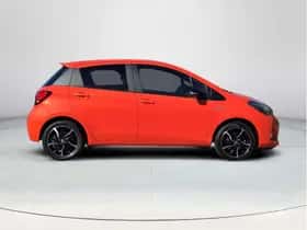 Toyota Yaris (2016) thumbnail 6