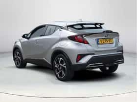 Toyota C-HR (2023) thumbnail 3