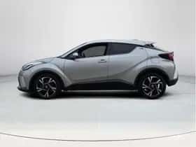 Toyota C-HR (2023) thumbnail 2