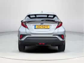 Toyota C-HR (2023) thumbnail 4