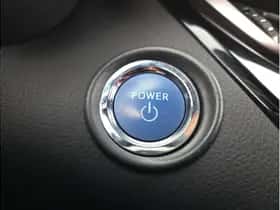 Toyota C-HR (2023) thumbnail 33