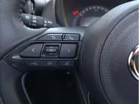 Toyota Aygo X (2023) thumbnail 16