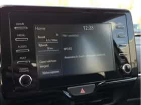 Toyota Yaris (2022) thumbnail 18