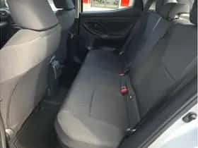 Toyota Yaris (2022) thumbnail 24