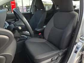 Toyota Yaris (2022) thumbnail 9