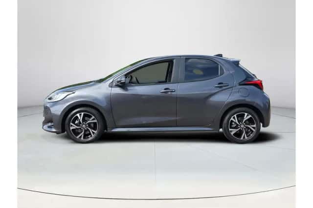 Toyota Yaris (2025) thumbnail 2