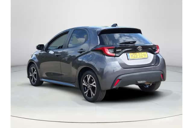 Toyota Yaris (2025) thumbnail 3