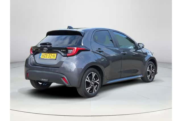 Toyota Yaris (2025) thumbnail 5