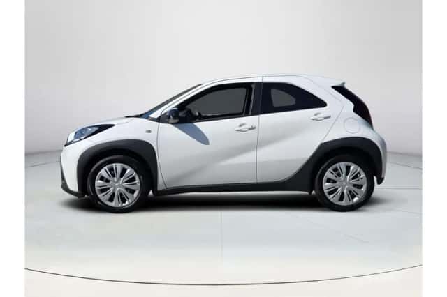 Toyota Aygo X (2025) thumbnail 2