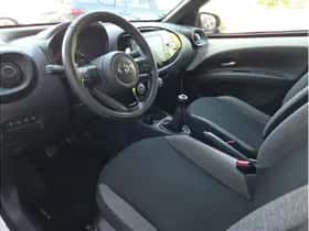 Toyota Aygo X (2025) thumbnail 12