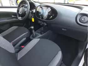 Toyota Aygo X (2025) thumbnail 16