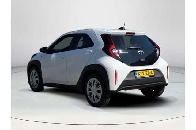 Toyota Aygo X (2025) thumbnail 3