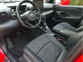 Toyota Yaris (2021) thumbnail 17