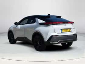 Toyota C-HR (2024) thumbnail 3