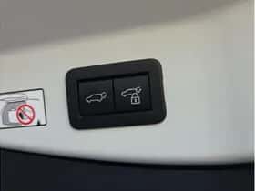 Toyota C-HR (2024) thumbnail 22