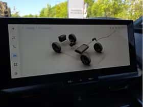 Toyota C-HR (2024) thumbnail 30