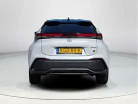Toyota C-HR (2024) thumbnail 4