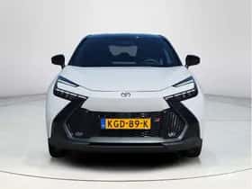 Toyota C-HR (2024) thumbnail 8