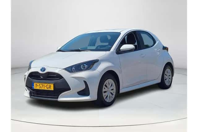 Toyota Yaris (2022) thumbnail 1