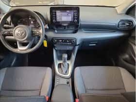 Toyota Yaris (2022) thumbnail 9