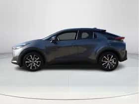 Toyota C-HR (2025) thumbnail 2