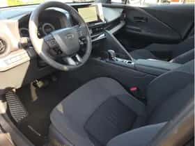 Toyota C-HR (2025) thumbnail 15