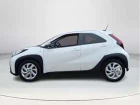 Toyota Aygo X (2024) thumbnail 2