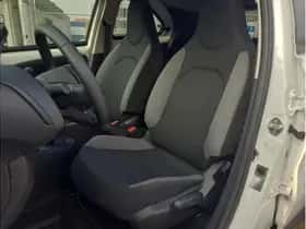 Toyota Aygo X (2024) thumbnail 10