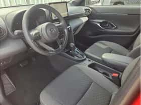 Toyota Yaris Cross (2025) thumbnail 16