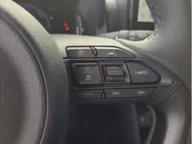 Toyota Yaris Cross (2025) thumbnail 18