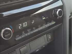 Toyota Yaris Cross (2025) thumbnail 25
