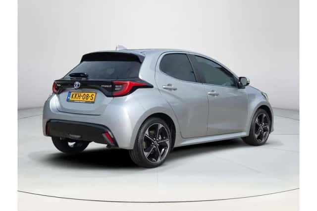 Toyota Yaris (2023) thumbnail 5