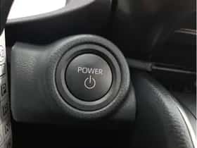 Toyota C-HR (2025) thumbnail 33