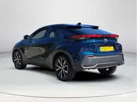 Toyota C-HR (2025) thumbnail 3