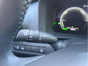 Toyota C-HR (2025) thumbnail 28