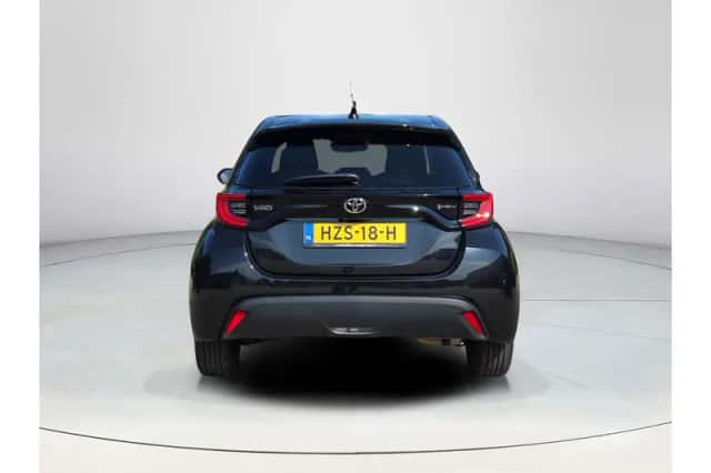 Toyota Yaris (2025) thumbnail 4
