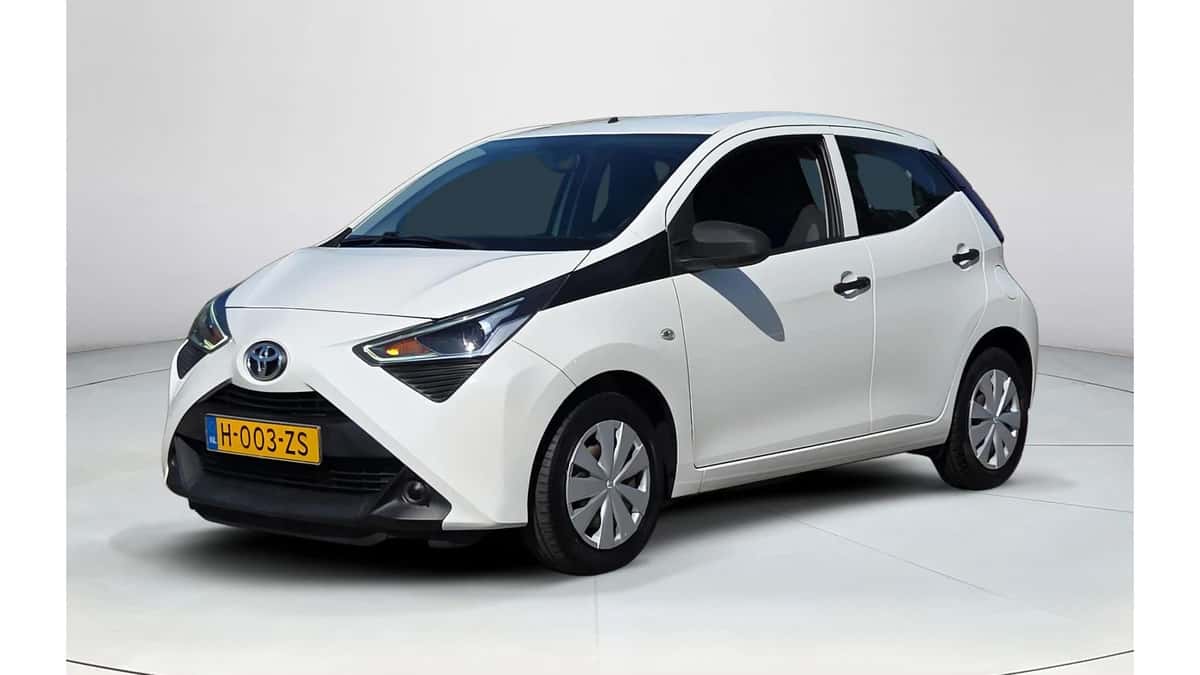 Toyota Aygo (2020) — foto 1