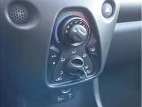 Toyota Aygo (2020) thumbnail 16