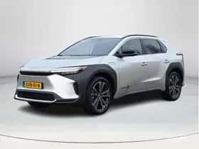Toyota bZ4X (2024) thumbnail 1