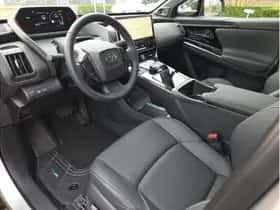 Toyota bZ4X (2024) thumbnail 17
