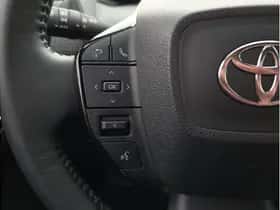 Toyota bZ4X (2024) thumbnail 18
