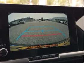 Toyota C-HR (2025) thumbnail 27