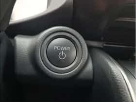 Toyota C-HR (2025) thumbnail 30